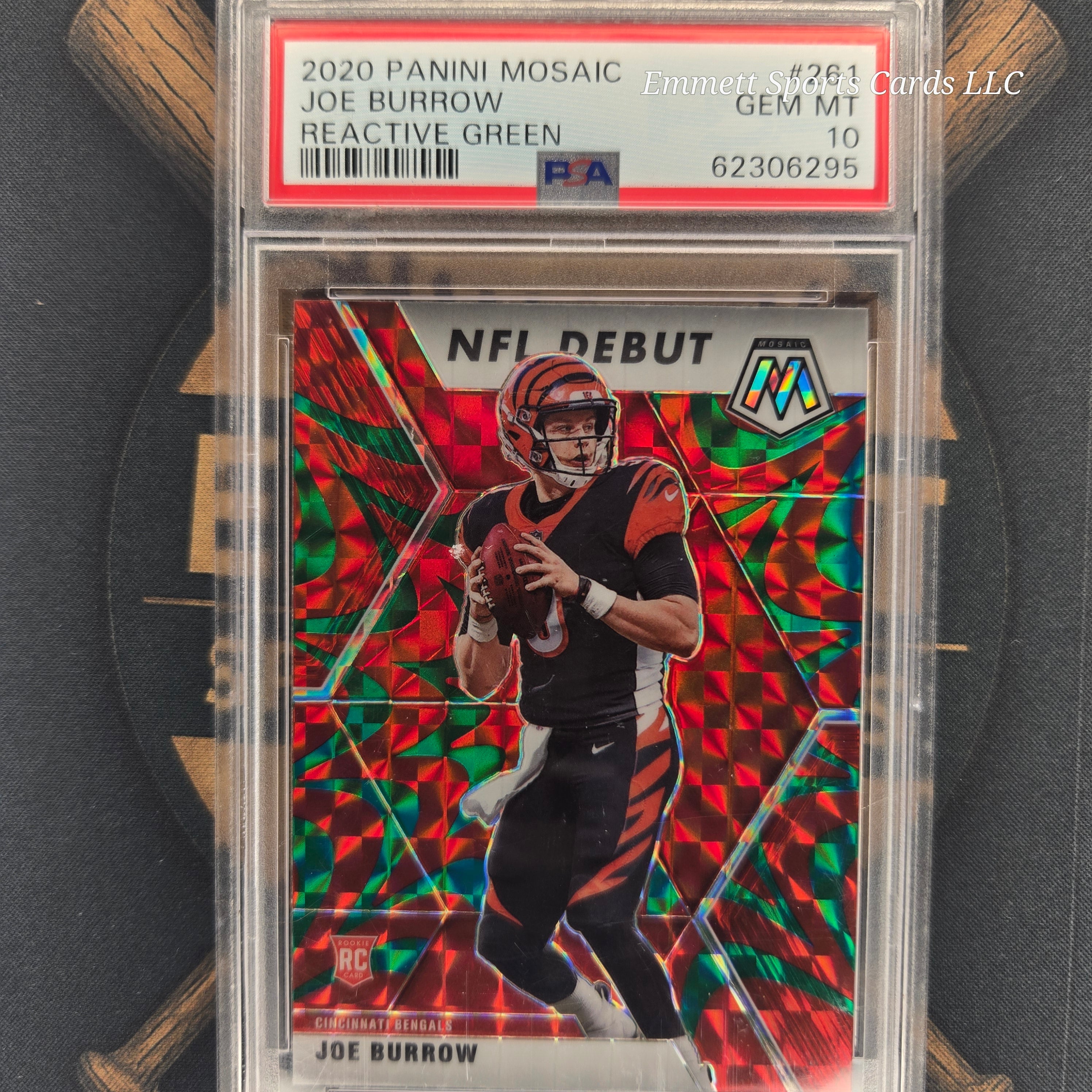 2020 Panini Mosaic Joe Burrow Reactive Green Rookie | The Break Room Cards-1