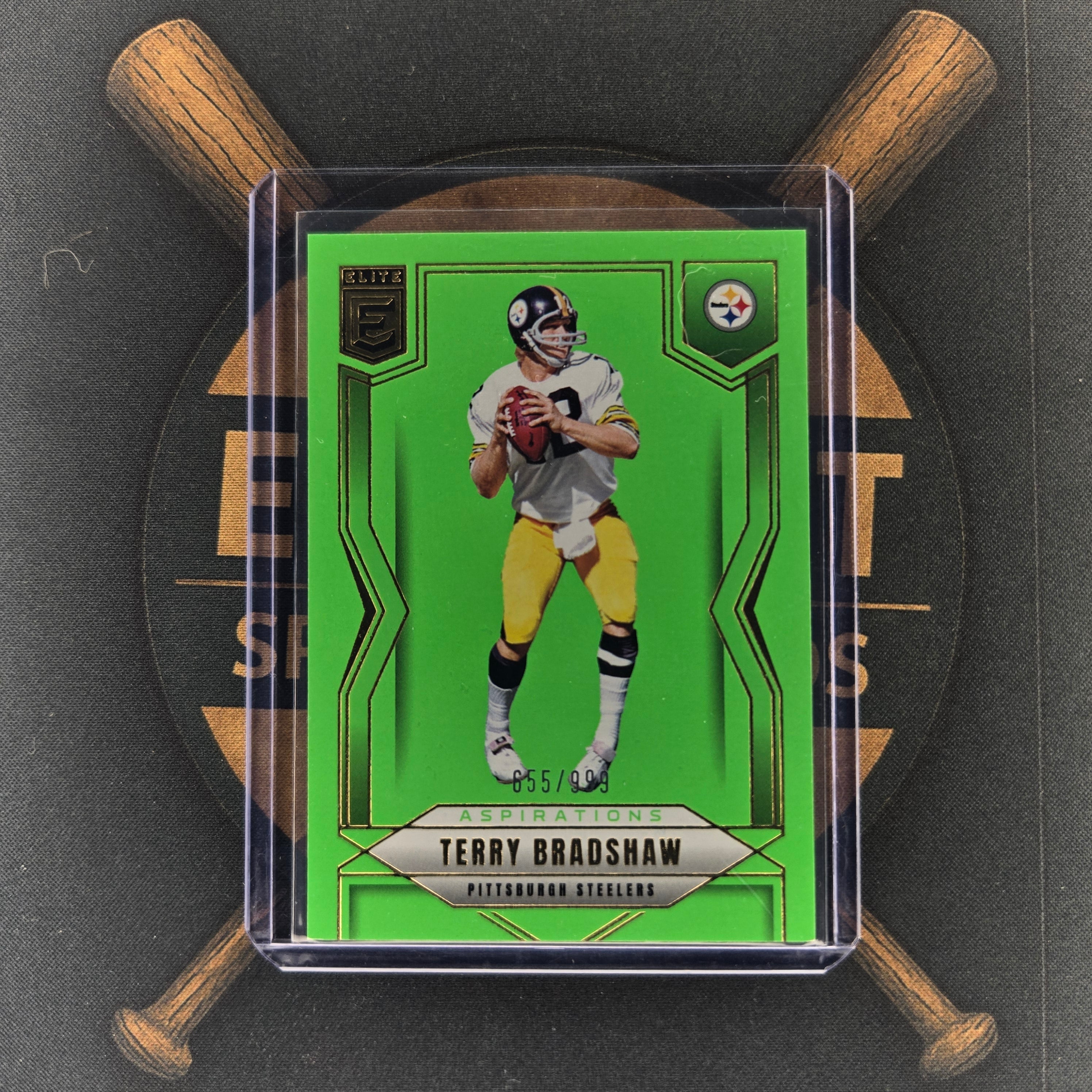 2025 Panini Elite Terry Bradshaw Green Aspirations | The Break Room Cards™-1