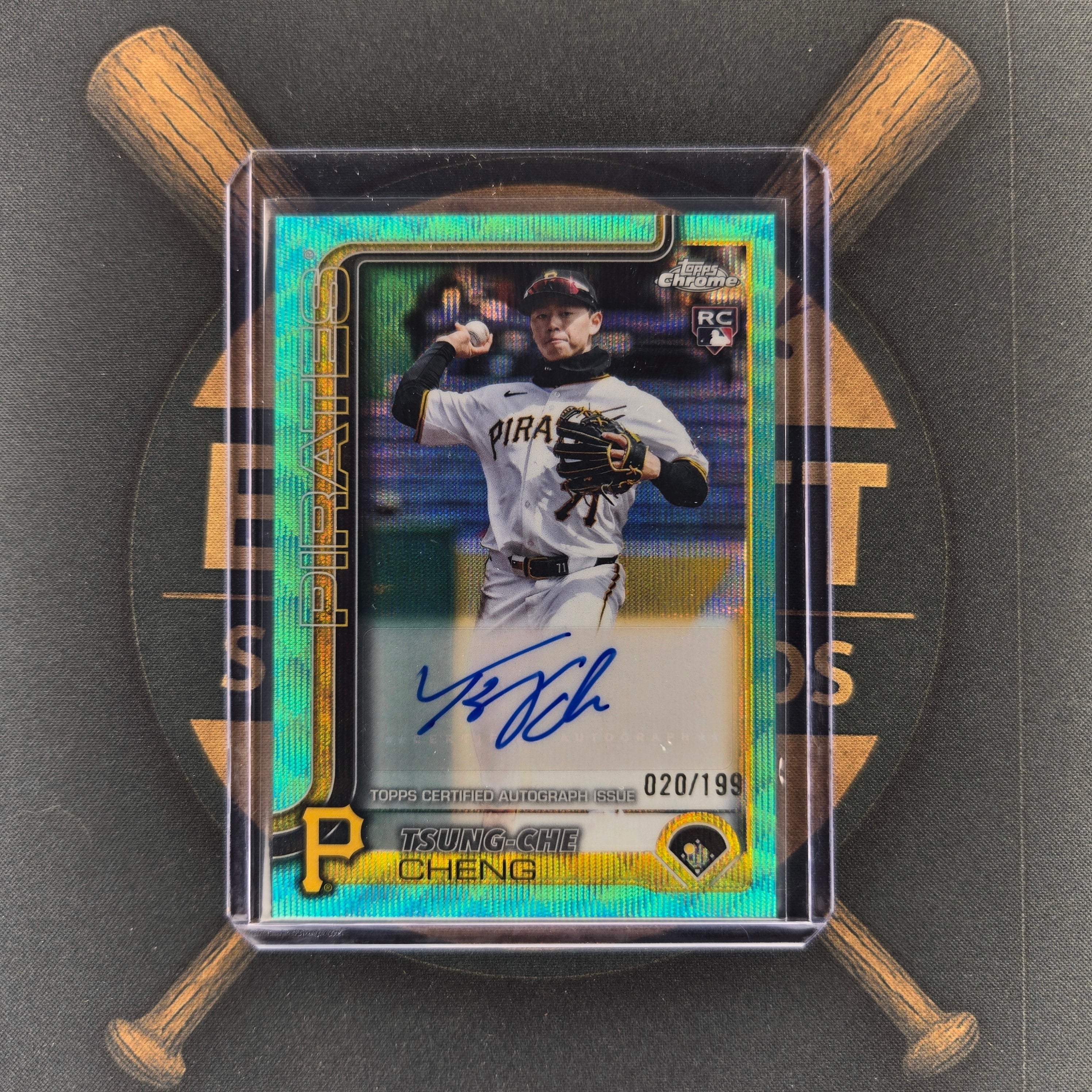 2025 Topps Chrome Update Tsung-Che Cheng Aqua Wave Auto | The Break Room Cards™-1