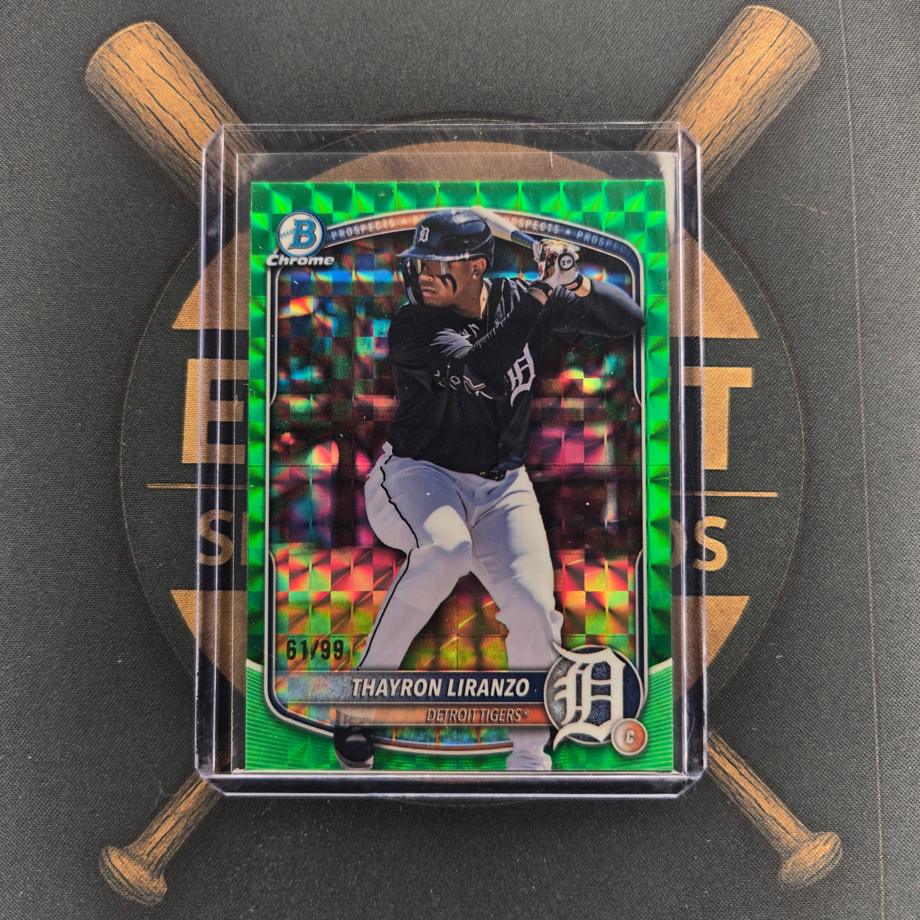 2025 Bowman Draft Thayron Liranzo Green Geometric
